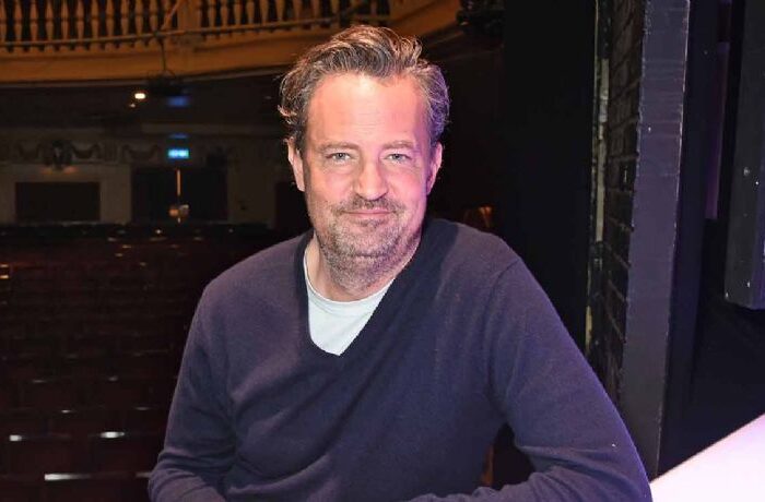 Con ceremonia íntima despiden a Matthew Perry