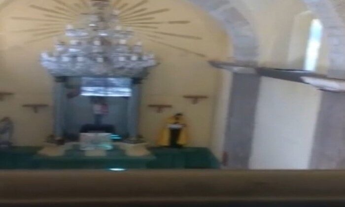 Restauradora de capillas se encuentra con el fantasma de un niño