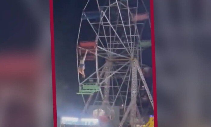 Joven queda colgada de la rueda de la fortuna