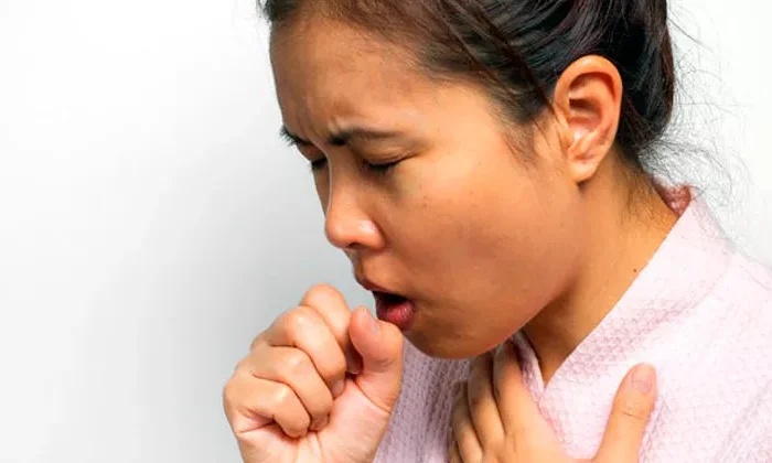 ¿Cuáles son los síntomas de la neumonía y cómo se contagia?