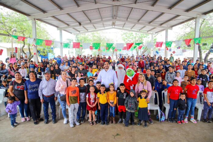 En “Periquitos” celebraron Posada Ejidal con el Alcalde Carlos Peña Ortiz