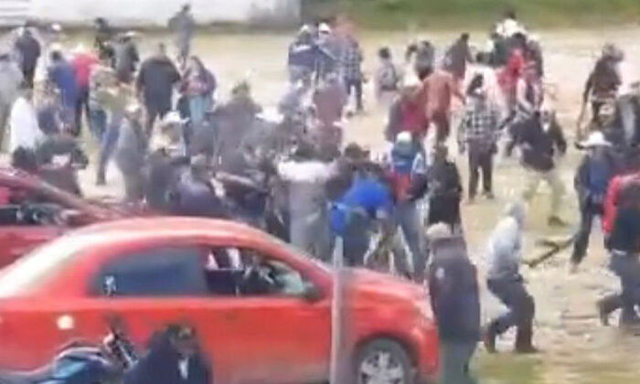Enfrentamiento entre civiles y criminales en Texcaltitlán, Edomex, deja once muertos