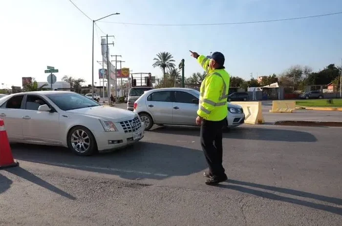 Puente Internacional de Nuevo Laredo habilita carril exclusivo para turistas y paisanos