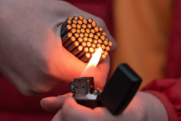 Cohete le estalla a menor y le amputa los dedos de una mano en Sinaloa