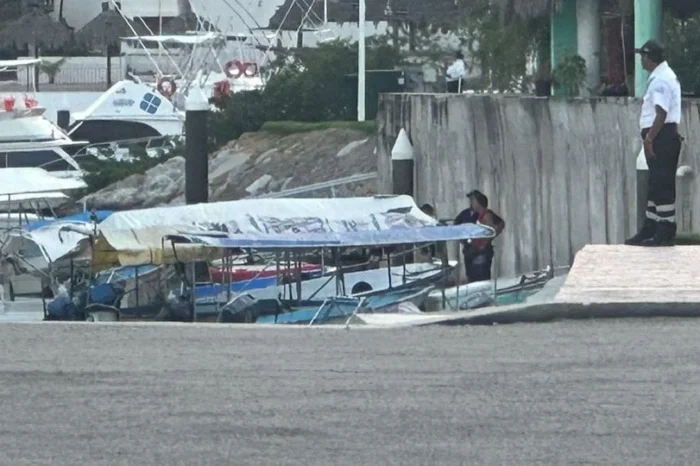 Papá e hijo mueren en Puerto Vallarta; se tomaban fotos cuando fueron arrastrados por una ola