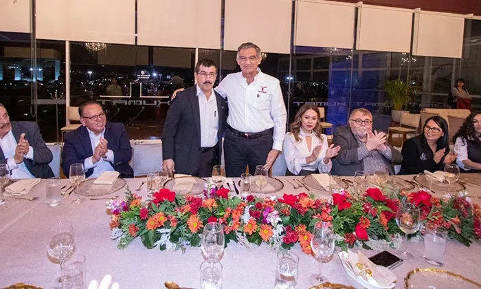 Sellan alianza entre la UAT y el gobierno