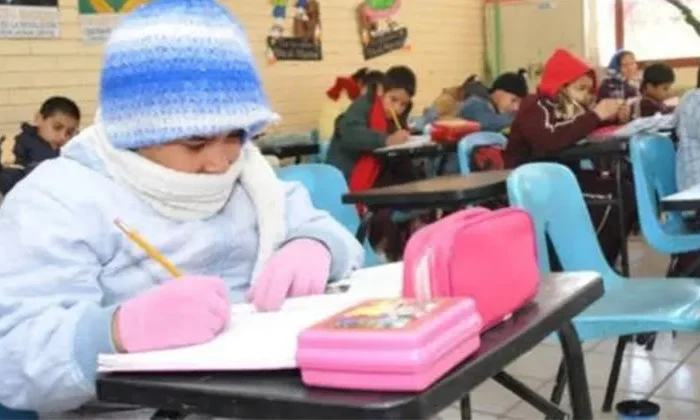 Ajustaría la SET entrada a clases en Enero por frío