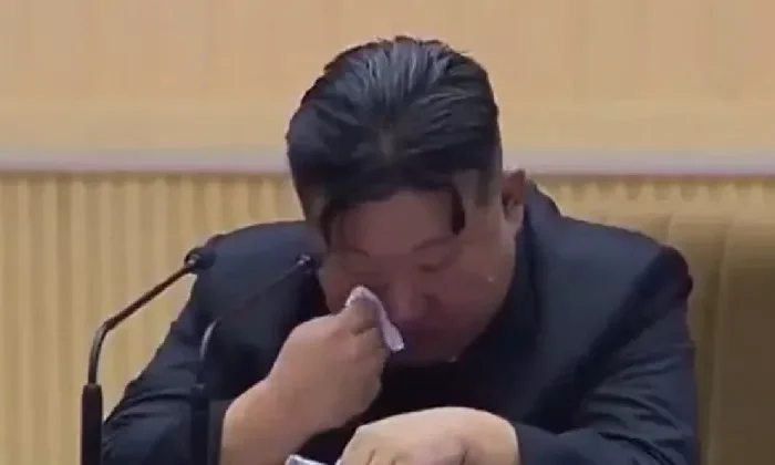 Kim Jong-un llora mientras pide a norcoreanas que tengan más hijos