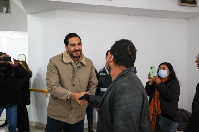Constató Carlos Peña Ortiz buen estado y atención a albergados de invierno en Reynosa