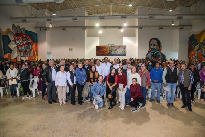 Supervisó Carlos Peña Ortiz pavimentación hidráulica de 2.2 MDP en la colonia Jacinto López