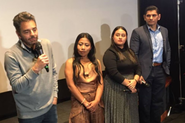 Eugenio Derbez logra con "Radical" equipamiento de cómputo en escuela en Tamaulipas