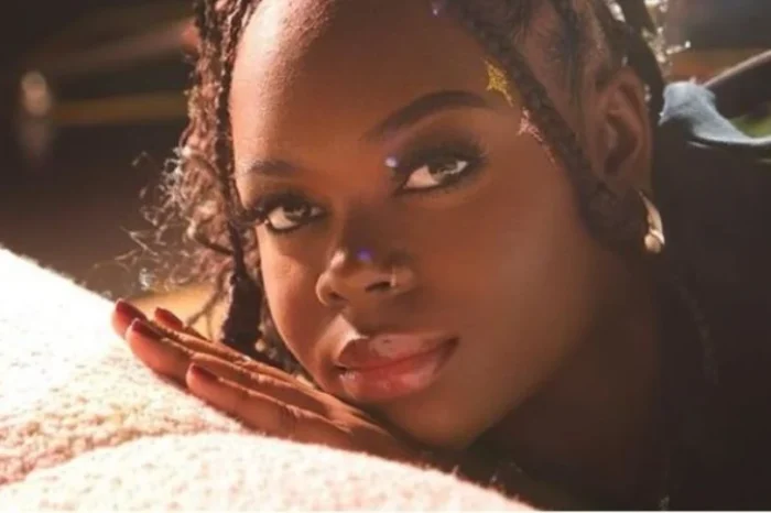 Hija de Snoop Dogg, sufre derrame cerebral severo a sus 24 años