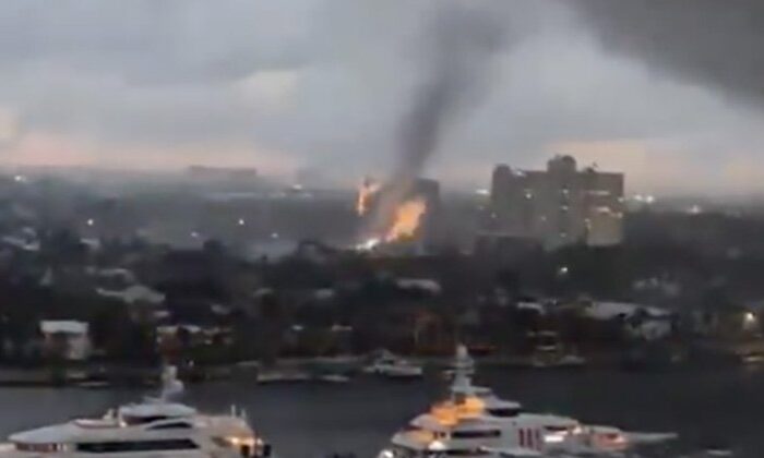 Tornado toca tierra y causa destrozos en Florida