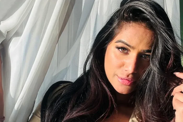 Modelo finge su muerte... para hacer conciencia sobre el cáncer de útero