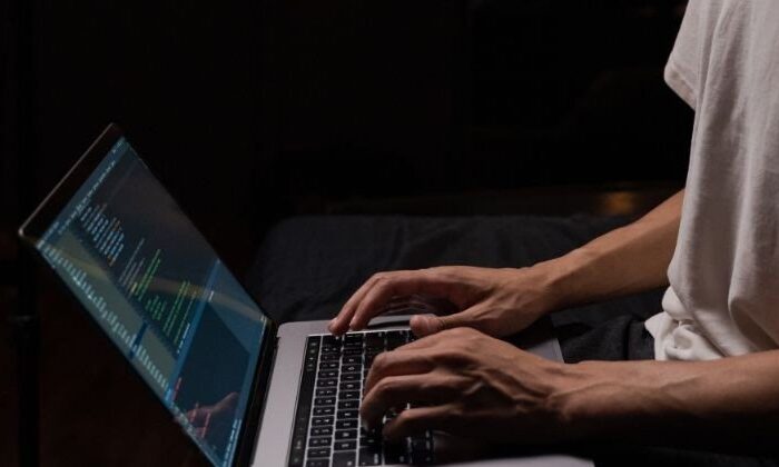 Requisitos y fecha límite de registro para cursar la Prepa en Línea SEP