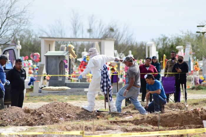 Exhuman restos de los jóvenes Noe Ignacio y Jonathan,