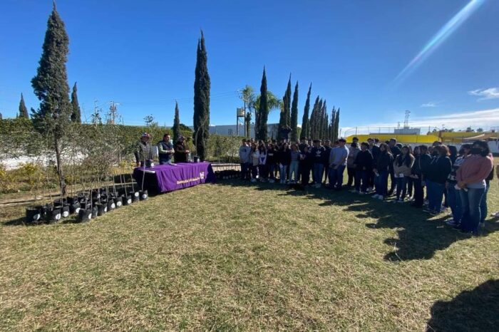 Construye Alcalde Carlos Peña Ortiz una ciudad sustentable con educación ambiental
