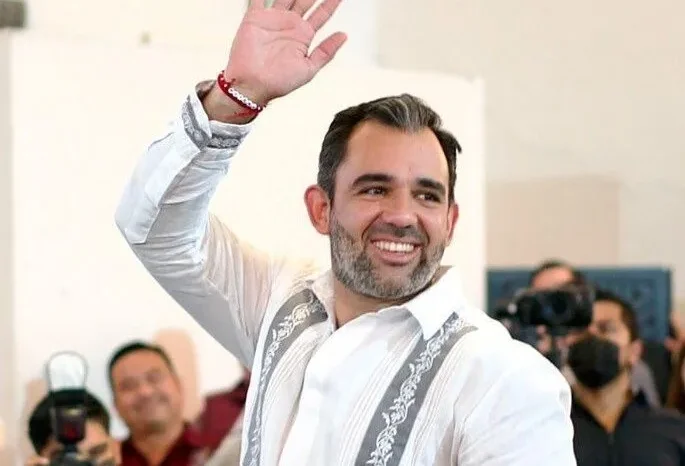 Elige Morena a Américo Villarreal Santiago candidato al Senado