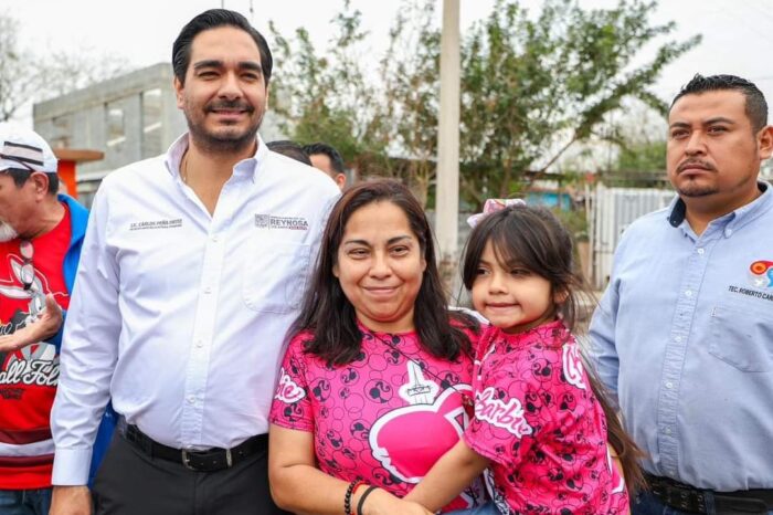 Dio Alcalde Carlos Peña banderazo de arranque de pavimentación hidráulica en la Ernesto Zedillo