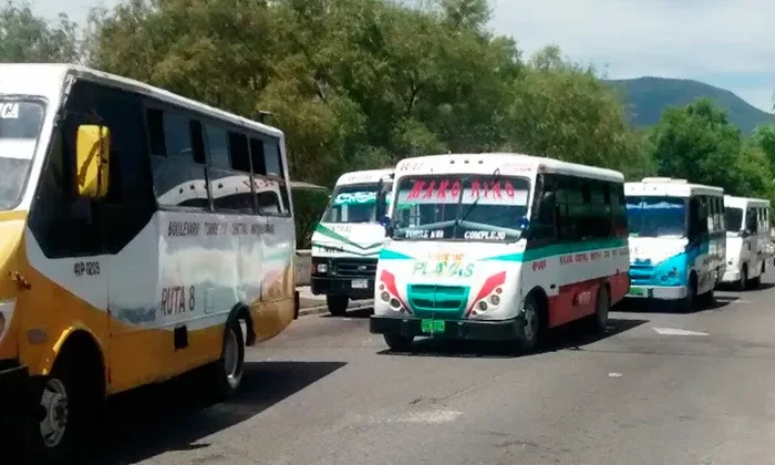 Analizan crear más rutas de transporte… y hasta metrobús