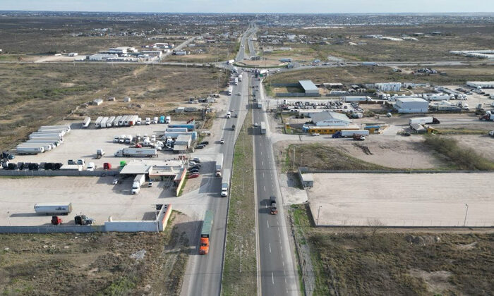 Gobierno beneficia a vecinos con vialidades