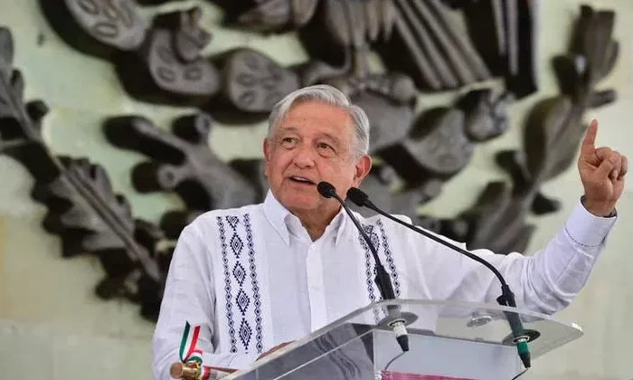 Reformas que AMLO presentará en febrero: programas sociales, pensiones y salario mínimo