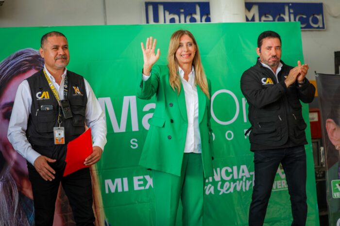 Apoyan a Maki Ortiz directivos y empleados de empresa local que es ejemplo nacional