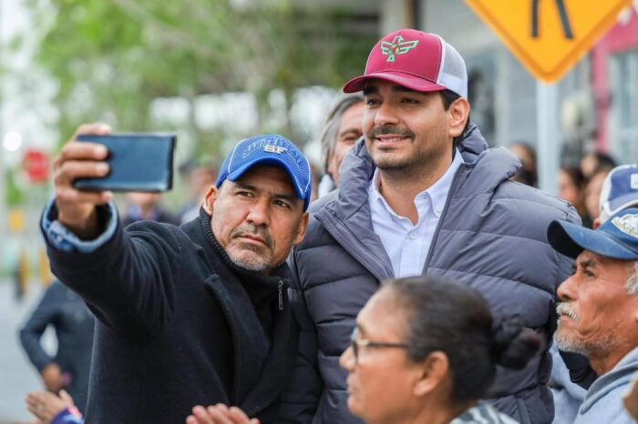 Inauguraron Carlos Peña Ortiz y vecinos de la Tamaulipas pavimentación por cerca de 8 MDP