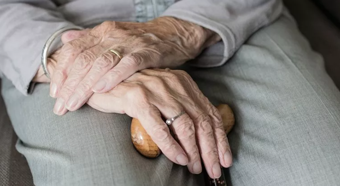 Piden denunciar abusos contra adultos mayores