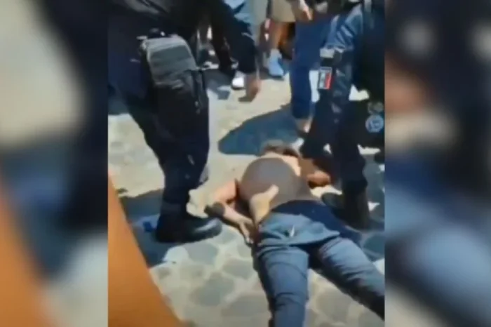 Matan a golpes a presunta secuestradora y asesina de niña en Taxco