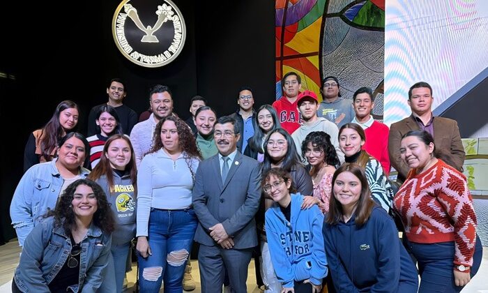 Presenta el rector oferta educativa de la Universidad