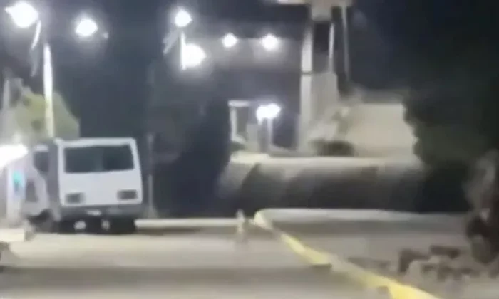 Captan extraños seres diminutos y así reaccionó Jaime Maussan