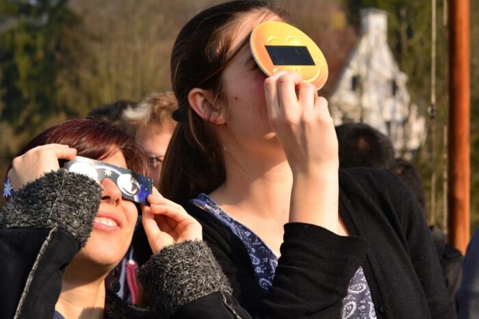 EMITE PC RECOMENDACIONES PARA EL ECLIPSE SOLAR