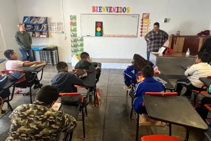 Faltan hasta 30 mil alumnos a sus escuelas por eclipse escolar en Tamaulipas