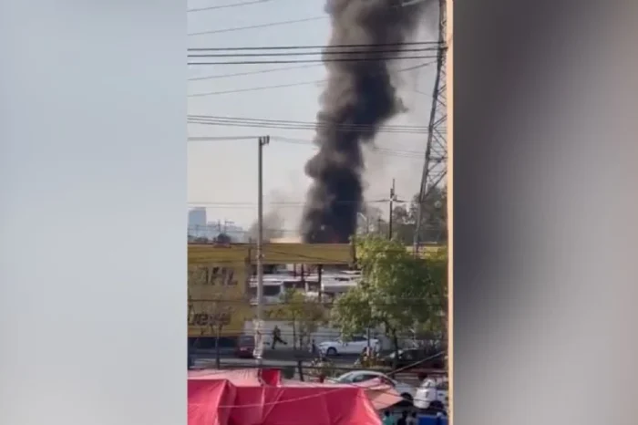 Se desploma helicóptero en Coyoacán, CDMX; hay 3 muertos