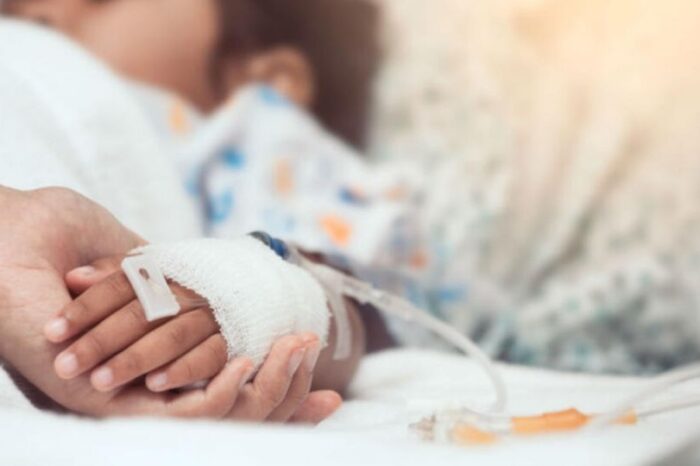 Un grupo de niños fueron utilizados como 'conejillos de indias' en ensayos clínicos