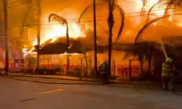 Aficionados de Monterrey incendian un restaurante en Escobedo