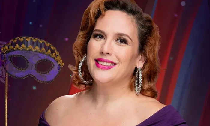 Angélica Vale conmueve al cantar con su padre en Juego de Voces