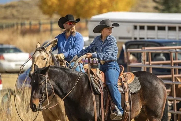 Muere hombre junto a sus 34 vacas tras caerles un rayo en Colorado