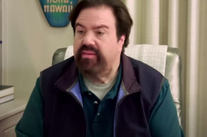 Dan Schneider demanda al documental 'Quiet on set' por llamarlo "depredador infantil"