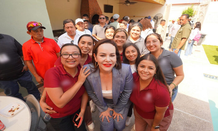 Refrendan compromiso Carmen Lilia Canturosas y Sindicato de Comapa en Nuevo Laredo