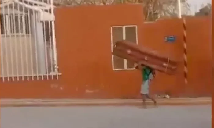 Detienen a sujeto por robar ataúd de un panteón de Morelos; “Ya no lo ocupan”, dijo