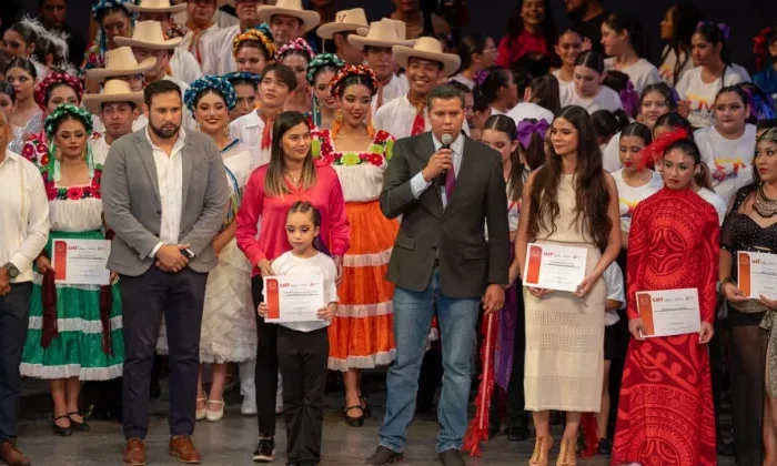 Presentan con éxito Festival de danza