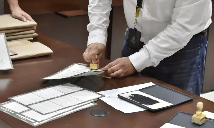 Renuncian 33 candidatos ante el IETAM