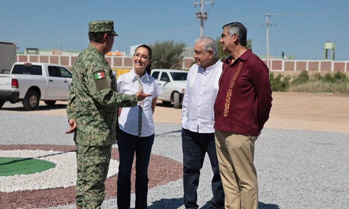 Supervisan Aduanas AMLO y Sheinbaum