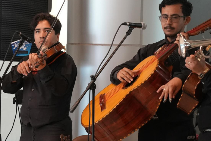 Realiza la UAT con éxito talleres artísticos en Tampico y Victoria