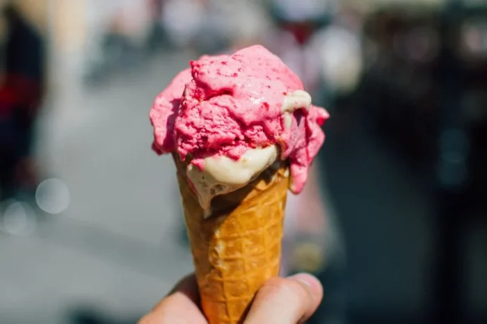 Doctor halla dedo humano dentro de su helado en la India