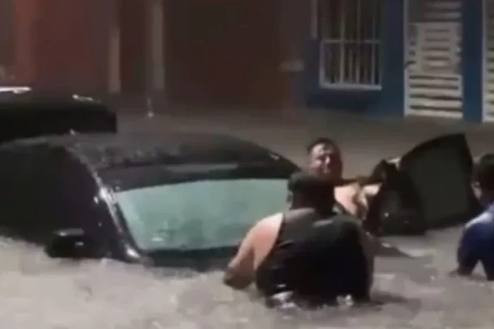 Lluvias torrenciales inundan Chetumal, QR