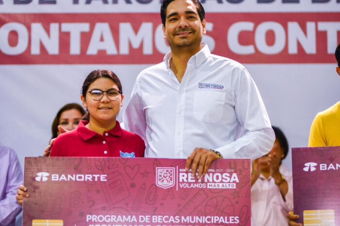 Incrementó Programa de Becas Municipales profesionistas titulados en Reynosa
