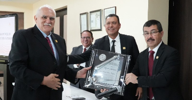 Celebra el SUTAUAT 20 años de fundación